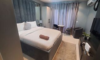 The Lennox Suites by Cozy