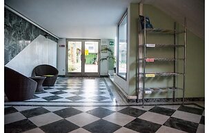 Apartment in Luni mit Balkon