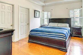 6 Mi to Dtwn Albany: Convenient Home w/ Patio
