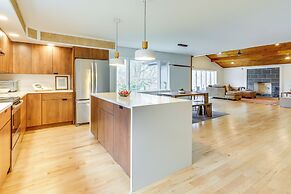 2 Mi to Hoosic River: 'the Moss House' w/ Deck!