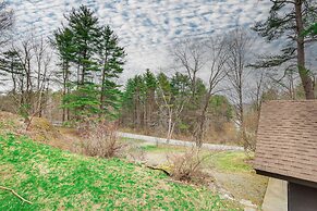 2 Mi to Hoosic River: 'the Moss House' w/ Deck!