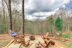 Hot Tub, Fire Pit & Game Room: Blue Ridge Cabin