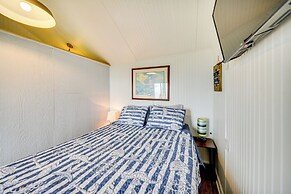 Tiny House w/ Big Views: Cabin in Shiloh!