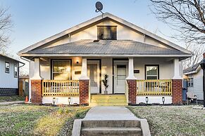 1 Mi to Tulsa Arts District: Updated Home w/ Deck!