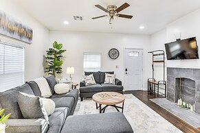 1 Mi to Tulsa Arts District: Updated Home w/ Deck!