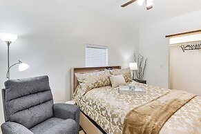 1 Mi to Tulsa Arts District: Updated Home w/ Deck!