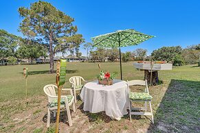 14 Mi to Legoland: Haines City Retreat w/ Yard!