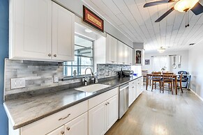 14 Mi to Legoland: Haines City Retreat w/ Yard!