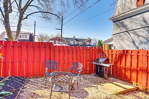 2 Mi to Dtwn: Harrisburg Escape w/ Furnished Deck!