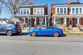 2 Mi to Dtwn: Harrisburg Escape w/ Furnished Deck!