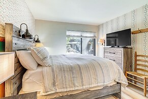 Walk to Shops & Eats: Mammoth Lakes Condo w/ Pool