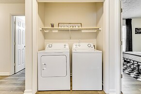 9 Mi to Dtwn Indianapolis: Family-friendly Home!