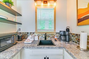 2 Mi to Msu: Tiny Home w/ Furnished Deck!