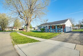 7 Mi to Dtwn Dayton: Home in Kettering w/ Yard