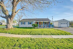 7 Mi to Dtwn Dayton: Home in Kettering w/ Yard