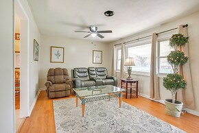 7 Mi to Dtwn Dayton: Home in Kettering w/ Yard