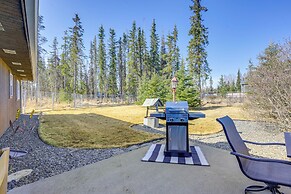 Yard Space w/ Fire Pit: Kenai Getaway!