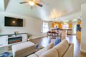 3 Mi to Riverside Park: Grants Pass Getaway!