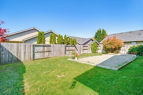 3 Mi to Riverside Park: Grants Pass Getaway!