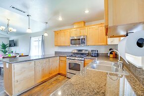 3 Mi to Riverside Park: Grants Pass Getaway!