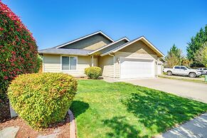 3 Mi to Riverside Park: Grants Pass Getaway!