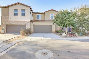 Luxe Indio Lake House 7 Mi to Coachella!