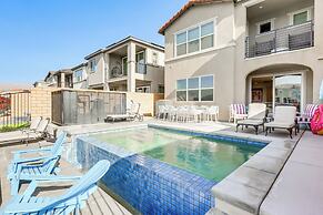 Luxe Indio Lake House 7 Mi to Coachella!