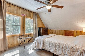 2 Mi to Ossipee Lake: Forest-view Sanctuary!