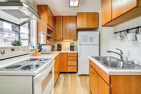 Walk to Poplar Beach: Cozy Coastal Getaway w/ Yard