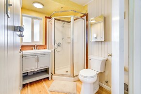 Walk to Poplar Beach: Cozy Coastal Getaway w/ Yard