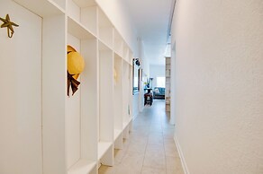 Walk to Beach: Dog-friendly Gem in Cocoa Beach!