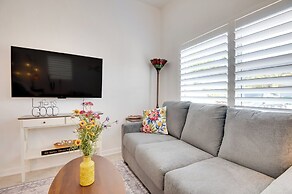 Walk to Beach: Dog-friendly Gem in Cocoa Beach!