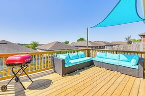 Outdoor Entertaining Space: Family Home in Milton