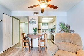 Gulf-view Condo w/ Beach Access & Patio in Hudson