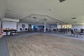 Gulf-view Condo w/ Beach Access & Patio in Hudson