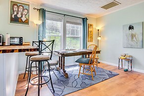 6 Mi to Blue Ridge Parkway: Home w/ Deck & Views!