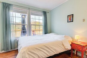 6 Mi to Blue Ridge Parkway: Home w/ Deck & Views!