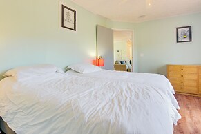 6 Mi to Blue Ridge Parkway: Home w/ Deck & Views!