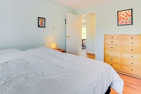 6 Mi to Blue Ridge Parkway: Home w/ Deck & Views!