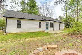< 1 Mi to Main St & Amphitheater: Woodstock Home!