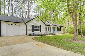 < 1 Mi to Main St & Amphitheater: Woodstock Home!