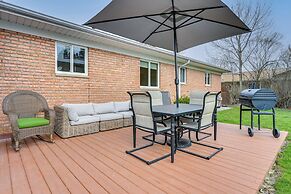 3 Mi to Dtwn Saginaw: Spacious & Updated Home!