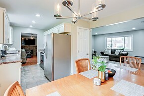 3 Mi to Dtwn Saginaw: Spacious & Updated Home!