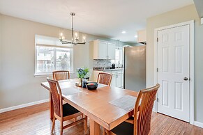 3 Mi to Dtwn Saginaw: Spacious & Updated Home!