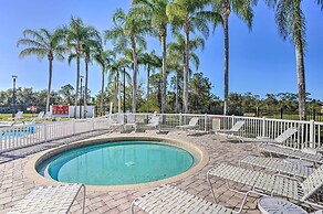 Pool Access: Family-friendly Poinciana Condo!