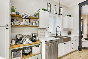 Fire Pit: Pet-friendly Mt Vernon Gem!