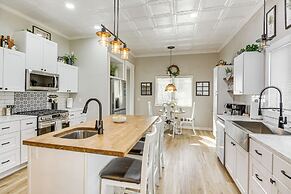 Fire Pit: Pet-friendly Mt Vernon Gem!