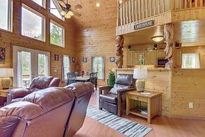 3 Mi to Marina: Cabin w/ Hot Tub in Byrdstown!
