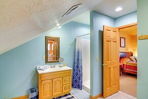 3 Mi to Marina: Cabin w/ Hot Tub in Byrdstown!