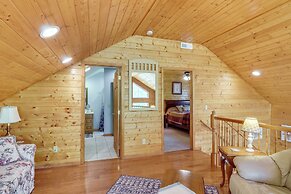 3 Mi to Marina: Cabin w/ Hot Tub in Byrdstown!